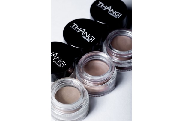 Eyebrow pomade THANG COSMETICS 